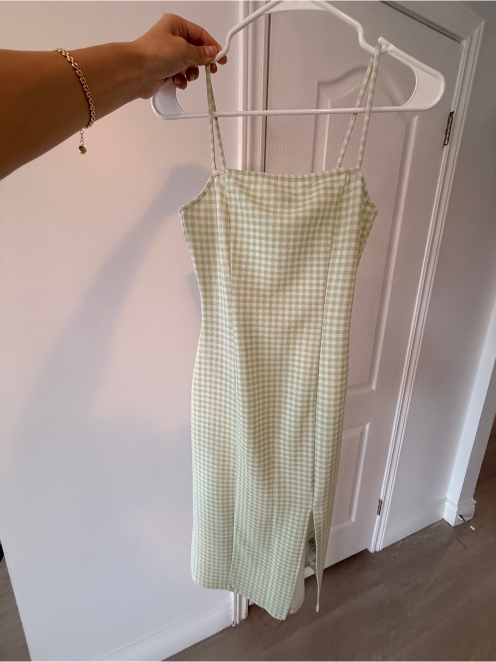 H&M Light Green Gingham Spaghetti-Strap Midi Dress